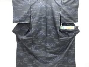 未使用品　寺塔に樹木模様織り出し本場泥大島紬着物